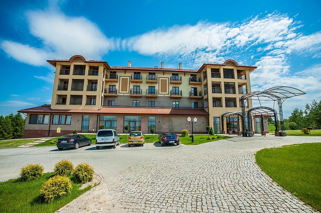 Spa Hotel Splendor Lubenia Exterior photo